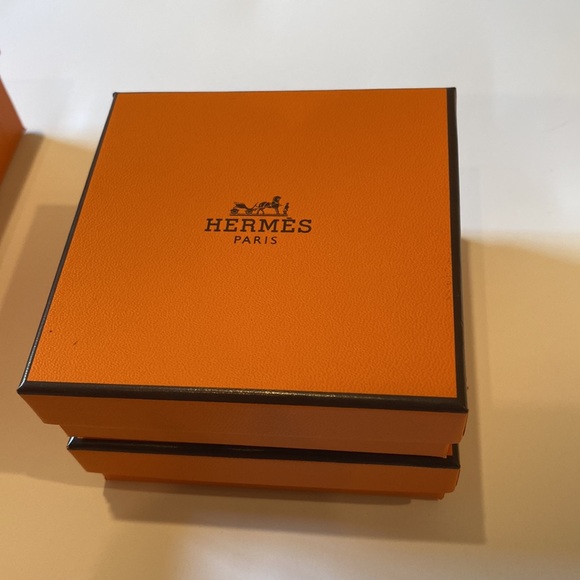 HERMES (4) BOXS AND (4) SMALL BOOKS - Picture 5 of 11